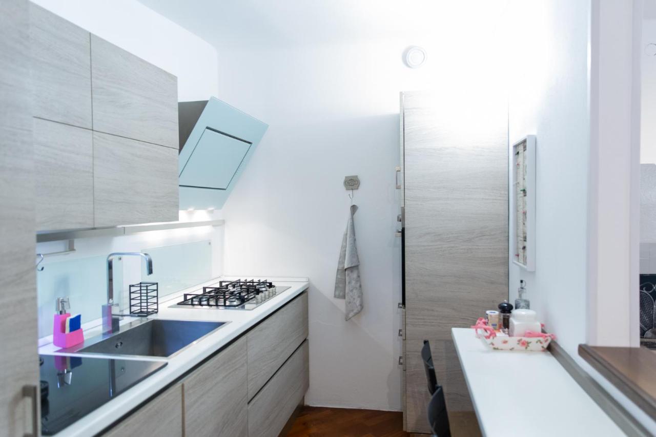 Sweet House Corso Genova Apartment Milan Bagian luar foto
