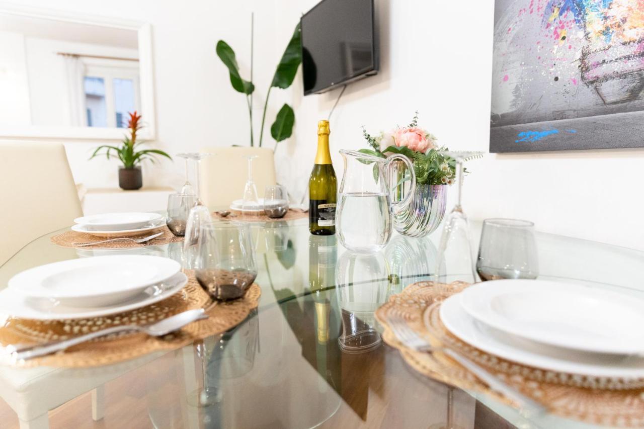 Sweet House Corso Genova Apartment Milan Bagian luar foto